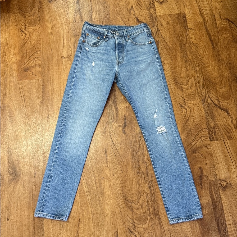 Vintage Big E Distressed 501 S Levi’s. 25 x 28